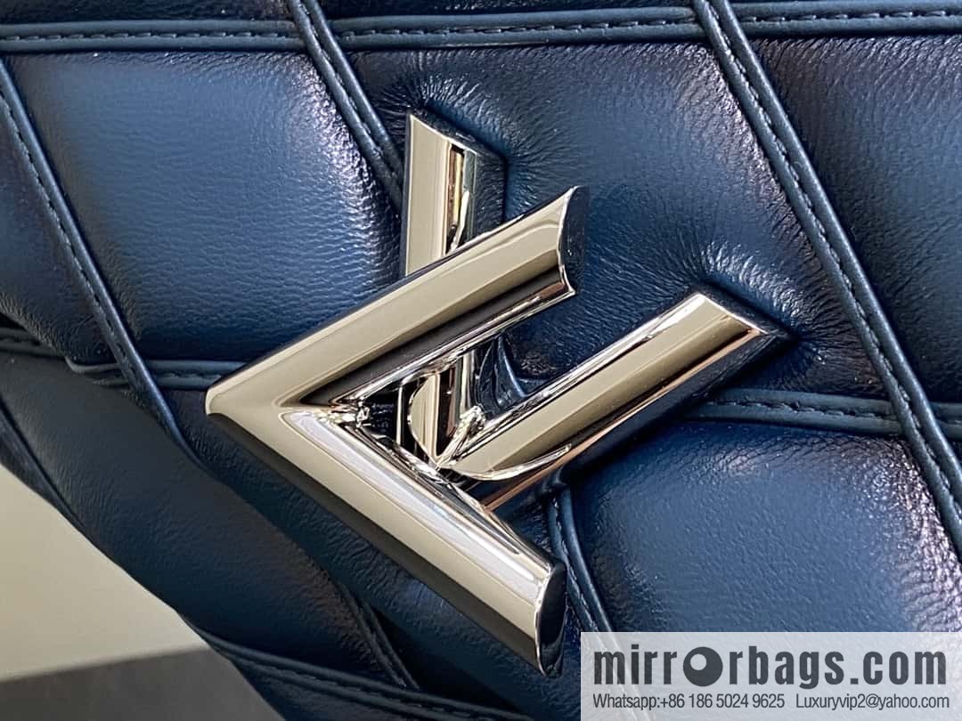 [Boutique‑grade] M12004 denim blue full leather, chain bag, diamond Twist series GO-14 small handbag