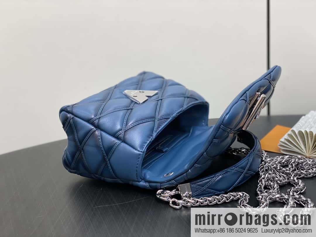 [Boutique‑grade] M12004 denim blue full leather, chain bag, diamond Twist series GO-14 small handbag