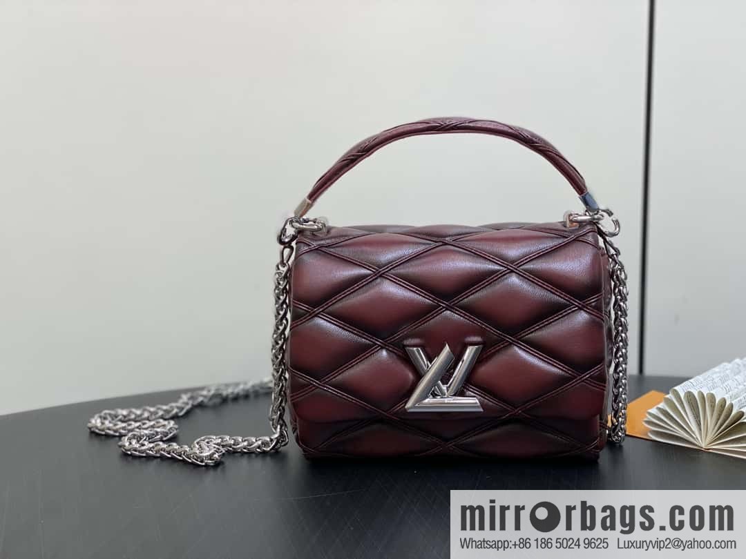 [Boutique‑grade] M12004 burgundy full leather, chain bag, diamond Twist series GO-14 small handbag