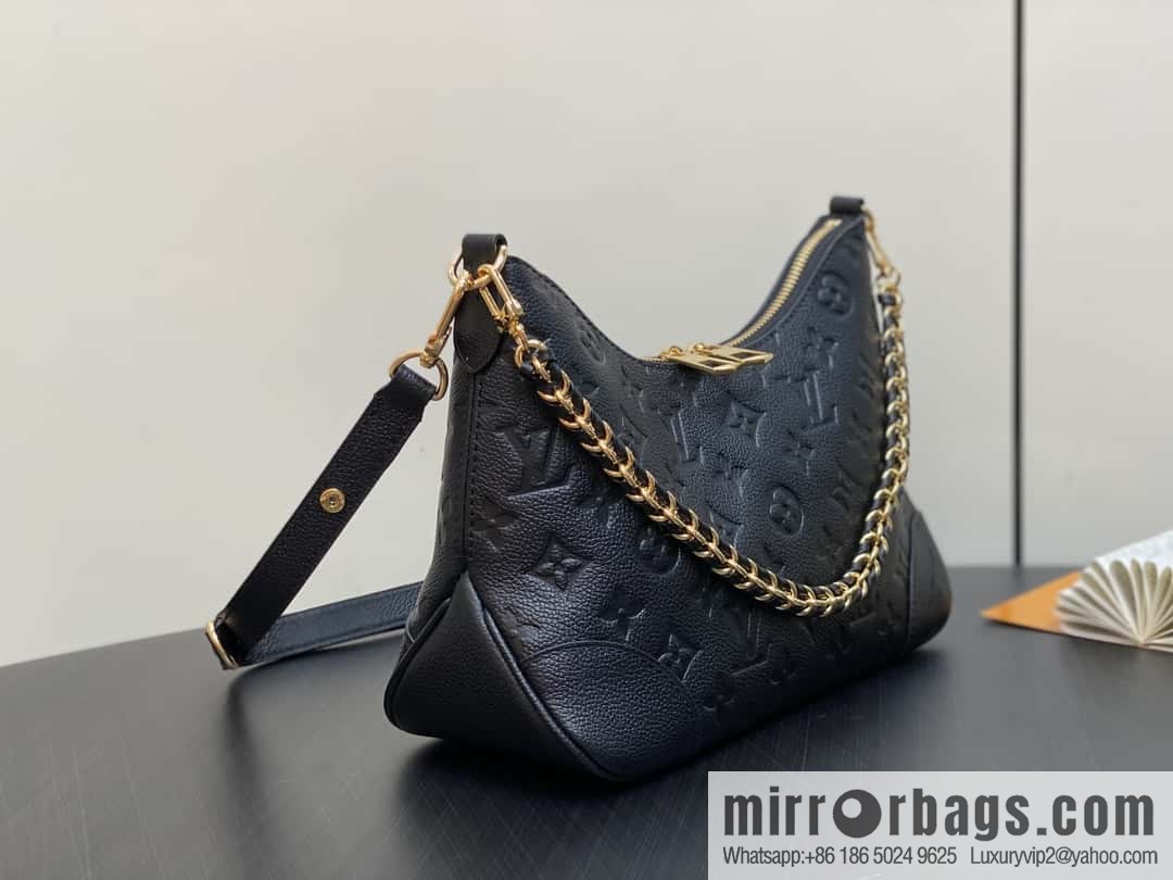 [Boutique‑grade] M12930 black full leather embossed, chain bag croissant series KOREA PRE-LAUNCH handbag
