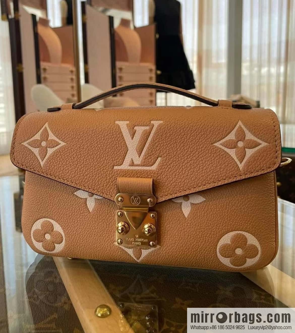 [Boutique‑grade] M12735 light brown, full leather chain bag messenger bag series M46595 This Pochette Métis East West handbag