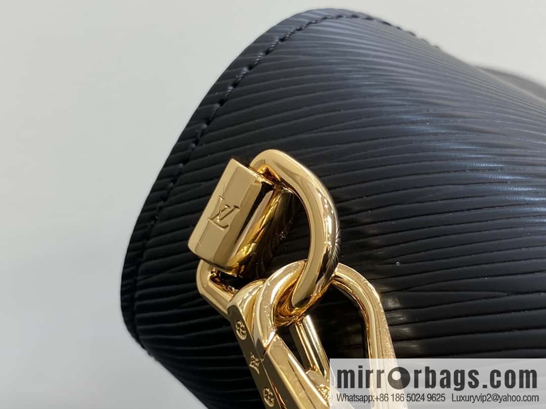 [Boutique‑grade] M24631 black, water ripple Twist series TWIST medium handbag M24630 meters white