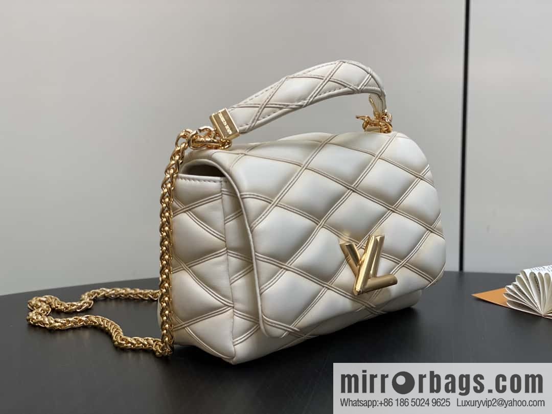 [Boutique‑grade] M22891 meters white, full leather rhombus chain bag series GO-14 Teist medium handbag M23045 M22890