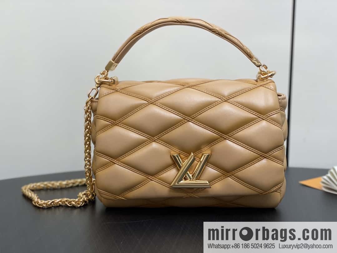 [Boutique‑grade] M22891 apricot, full leather rhombus chain bag series GO-14 Teist medium handbag M23045 M22890