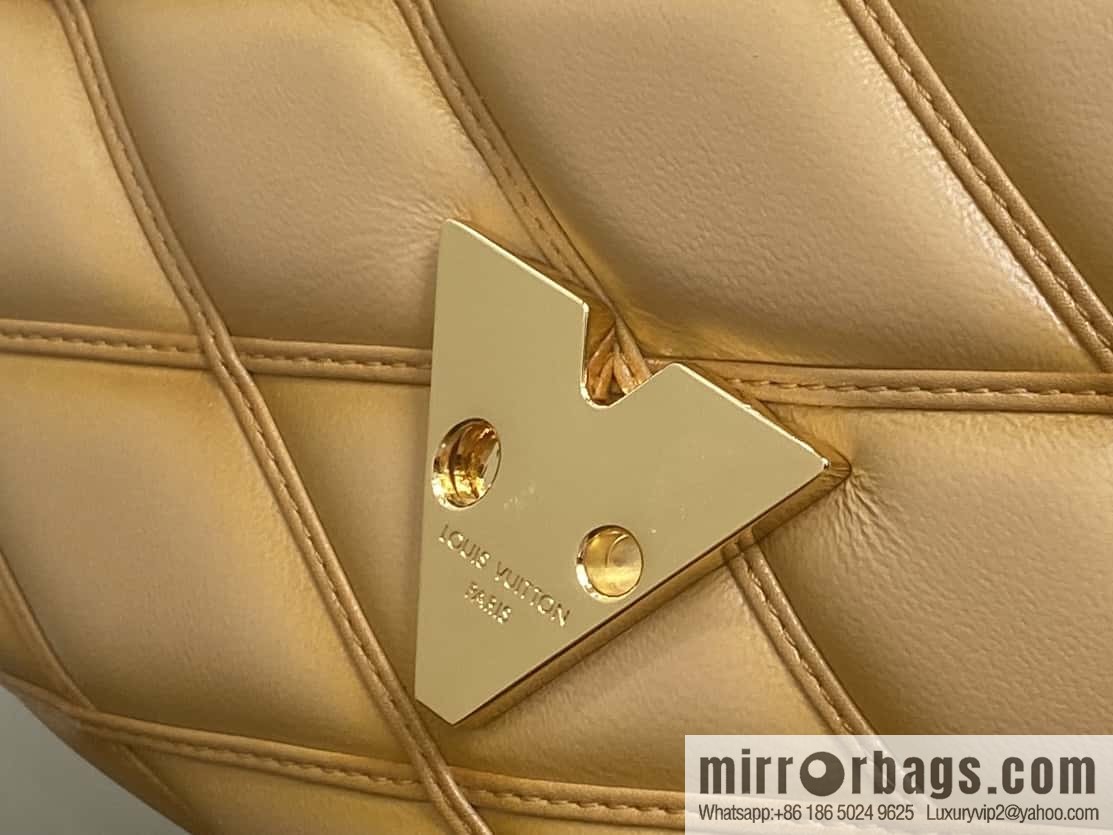 [Boutique‑grade] M22891 apricot, full leather rhombus chain bag series GO-14 Teist medium handbag M23045 M22890