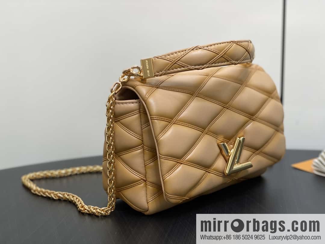 [Boutique‑grade] M22891 apricot, full leather rhombus chain bag series GO-14 Teist medium handbag M23045 M22890