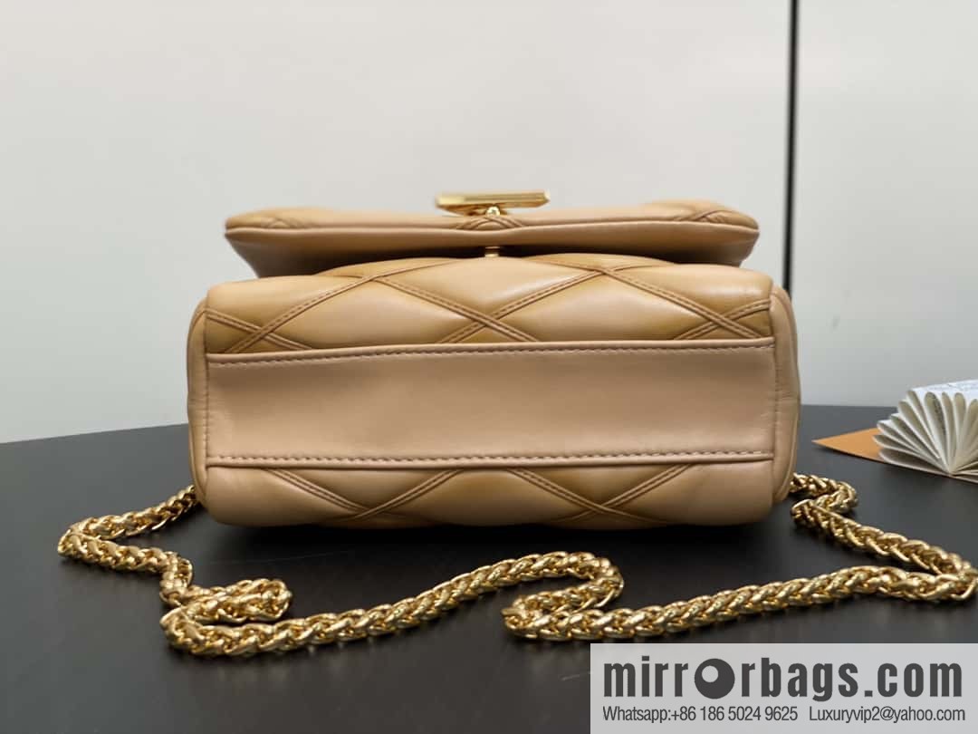 [Boutique‑grade] M22891 apricot, full leather rhombus chain bag series GO-14 Teist medium handbag M23045 M22890