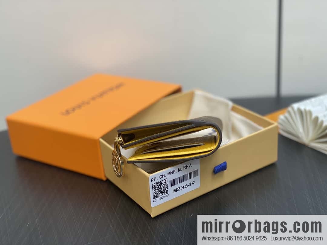 M83649 presbyopia yellow, wallet change bag wallet series Lisa Wallet wallet M82605 M82383