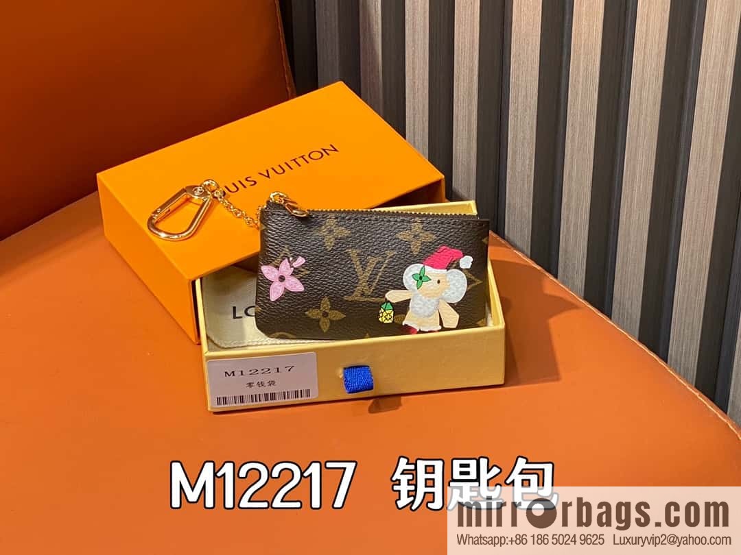 [Boutique‑grade] M12217 red, Christmas model, key bag wallet series, key bag.