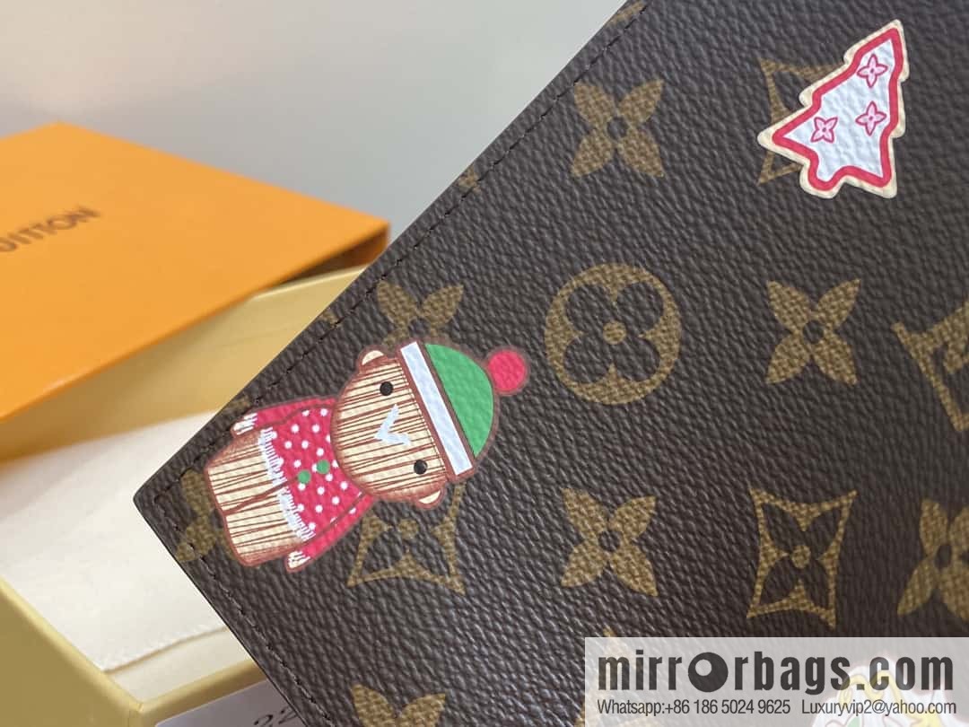 [Boutique‑grade] M12219 red, Christmas model, new autumn and winter model, passport holder, passport cover.