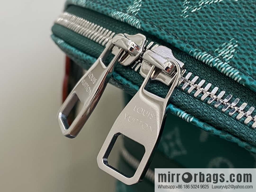 [Boutique‑grade] M12780 green, backpack series, this Discovery small backpack.