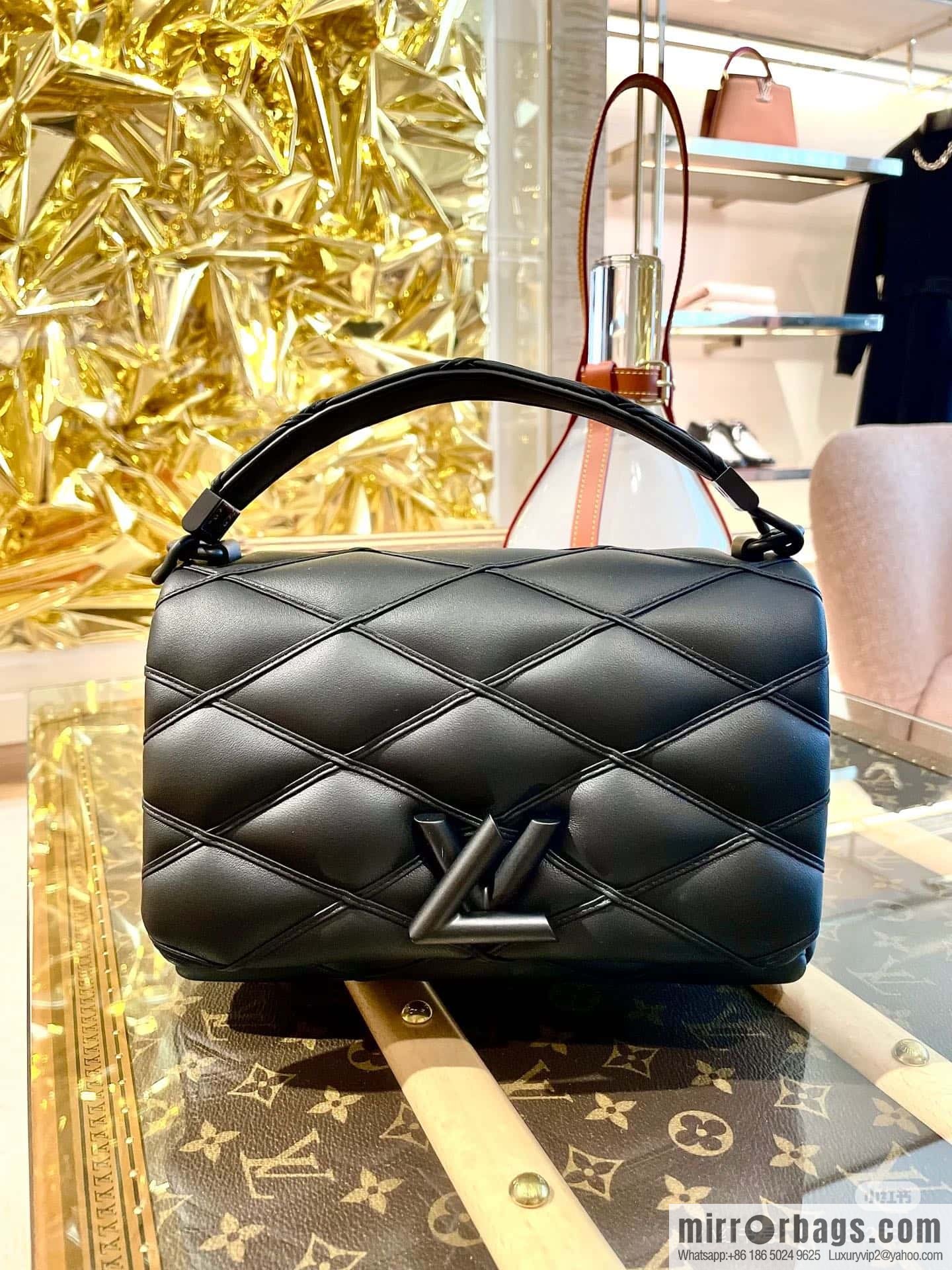 [Boutique‑grade] M11374 black, Darth Vader full leather rhombus chain bag series GO-14 Teist medium handbag