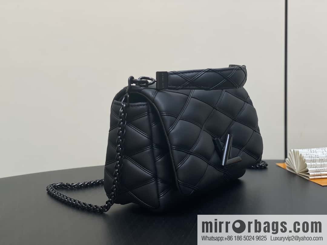 [Boutique‑grade] M11374 black, Darth Vader full leather rhombus chain bag series GO-14 Teist medium handbag