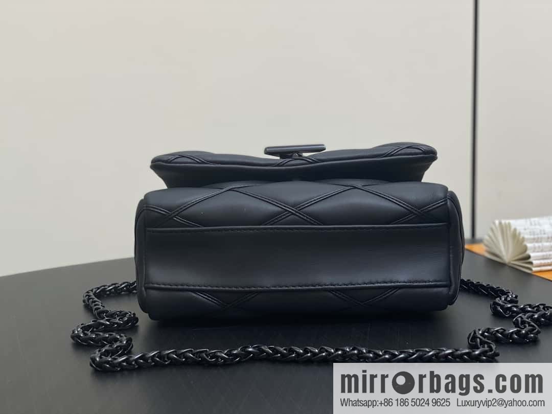 [Boutique‑grade] M11374 black, Darth Vader full leather rhombus chain bag series GO-14 Teist medium handbag