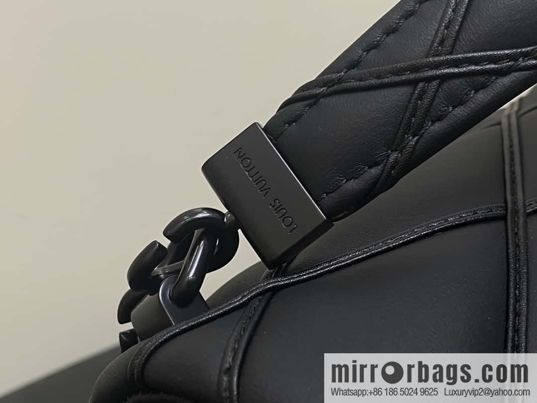 [Boutique‑grade] M11374 black, Darth Vader full leather rhombus chain bag series GO-14 Teist medium handbag