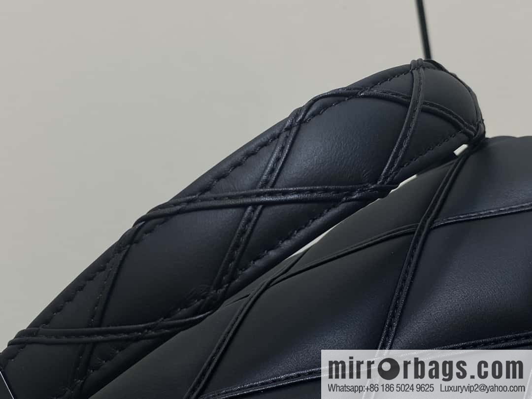 [Boutique‑grade] M11374 black, Darth Vader full leather rhombus chain bag series GO-14 Teist medium handbag