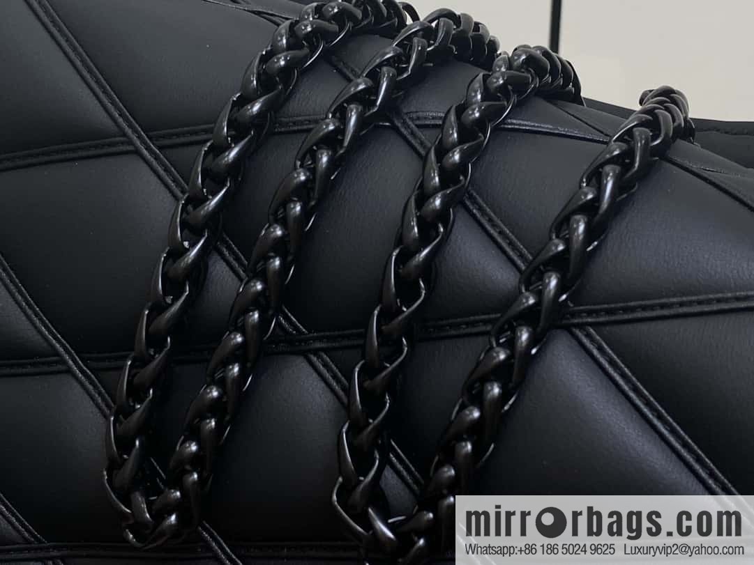 [Boutique‑grade] M11374 black, Darth Vader full leather rhombus chain bag series GO-14 Teist medium handbag