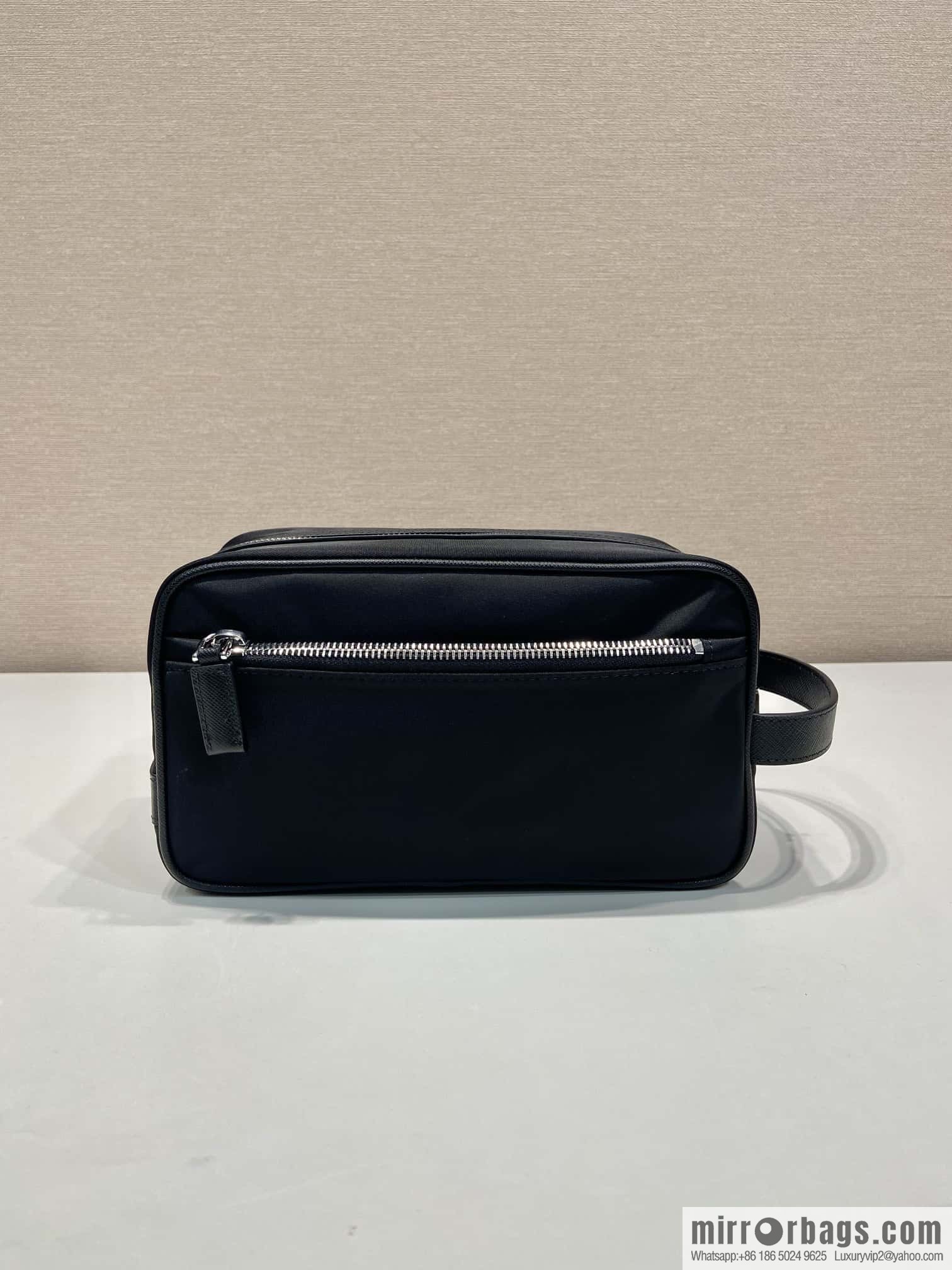 PRADA ๐ new wash handbag ๐ 2NA819 storage bag