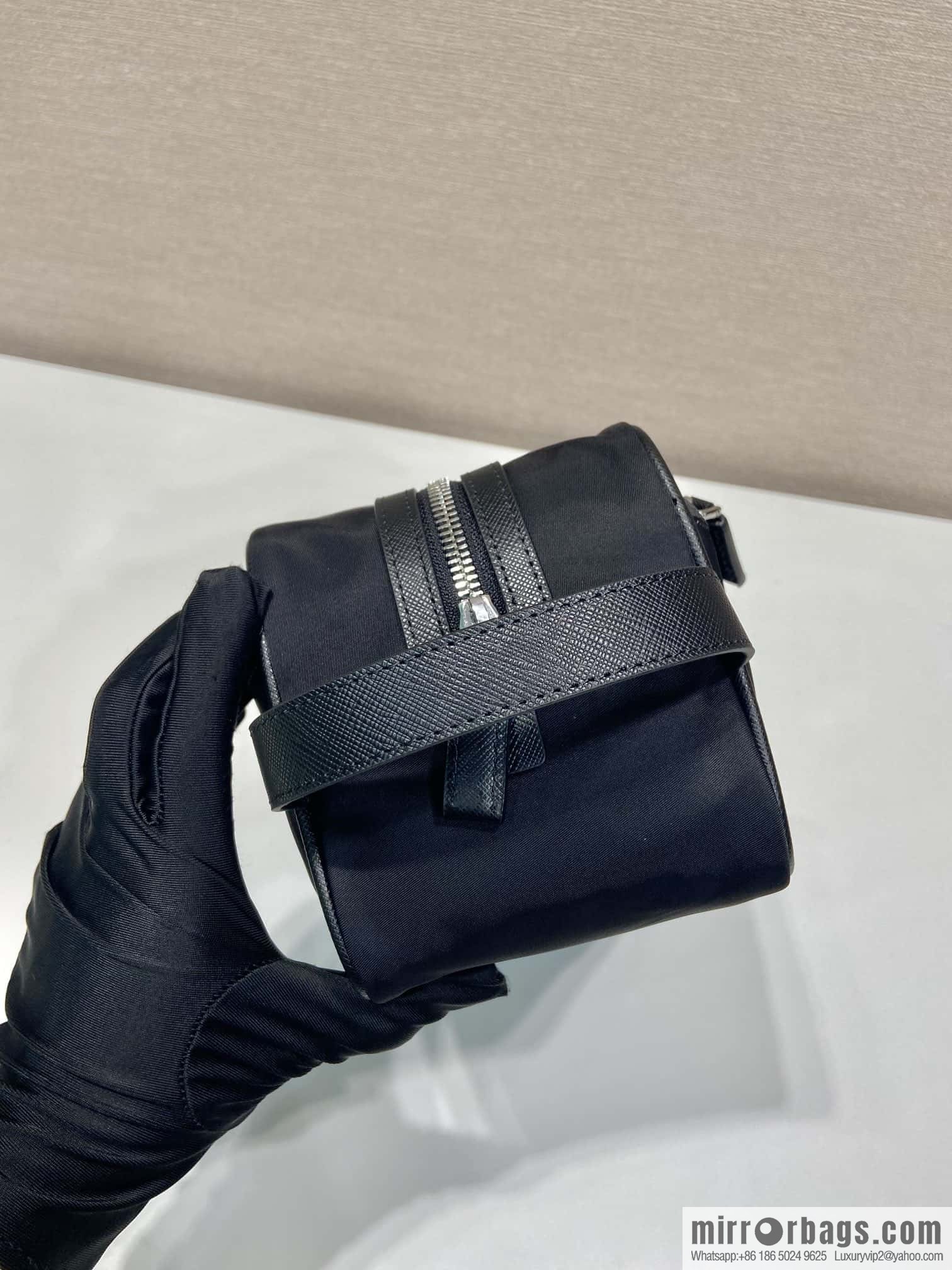 PRADA ๐ new wash handbag ๐ 2NA819 storage bag