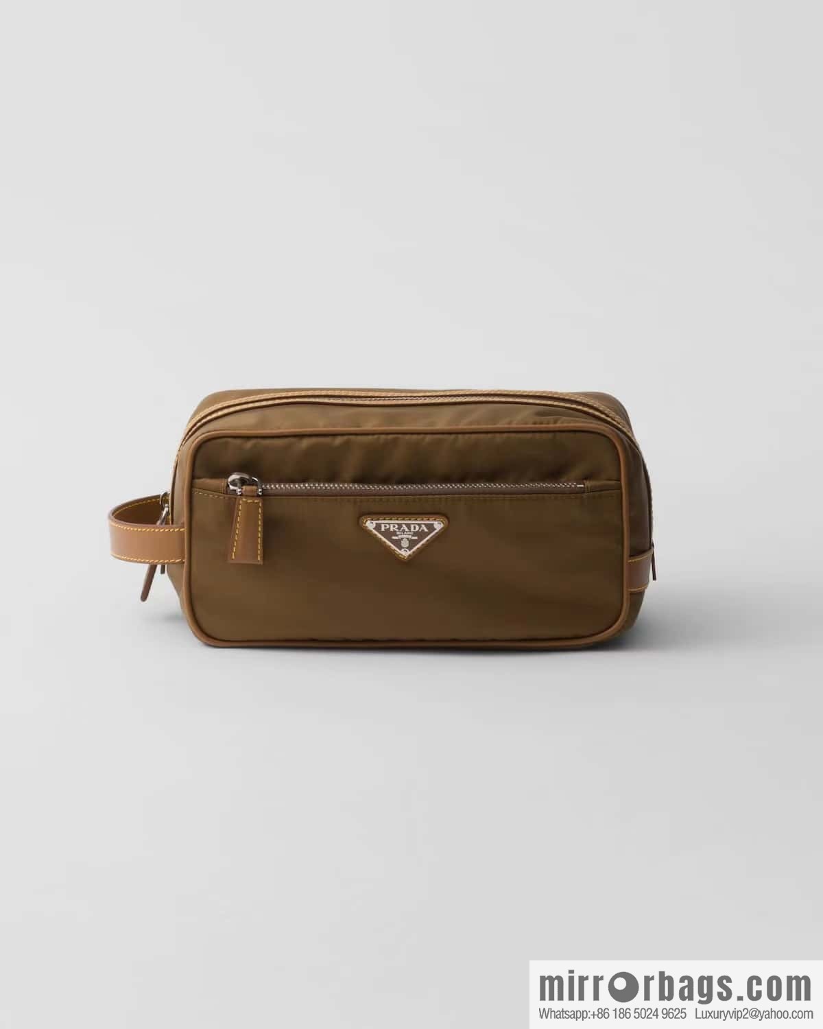 PRADA 🎉 new wash handbag 🎉 2NA819 storage bag, brown