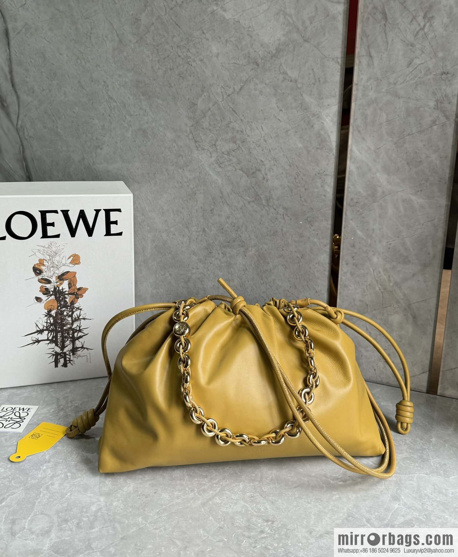 LOEWEFlamenco Purse large lucky bag 🔥 0802 yellow