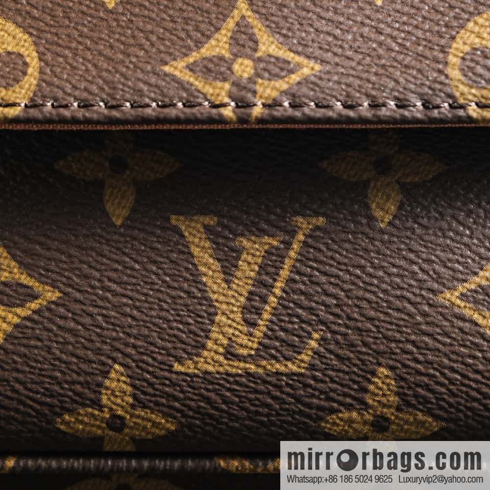 LV 𝐖𝐀𝐋𝐋𝐄𝐓 𝐎𝐍 𝐂𝐇𝐀𝐈𝐍 𝐈𝐕𝐘 Chip Rhombus Code Series #M
