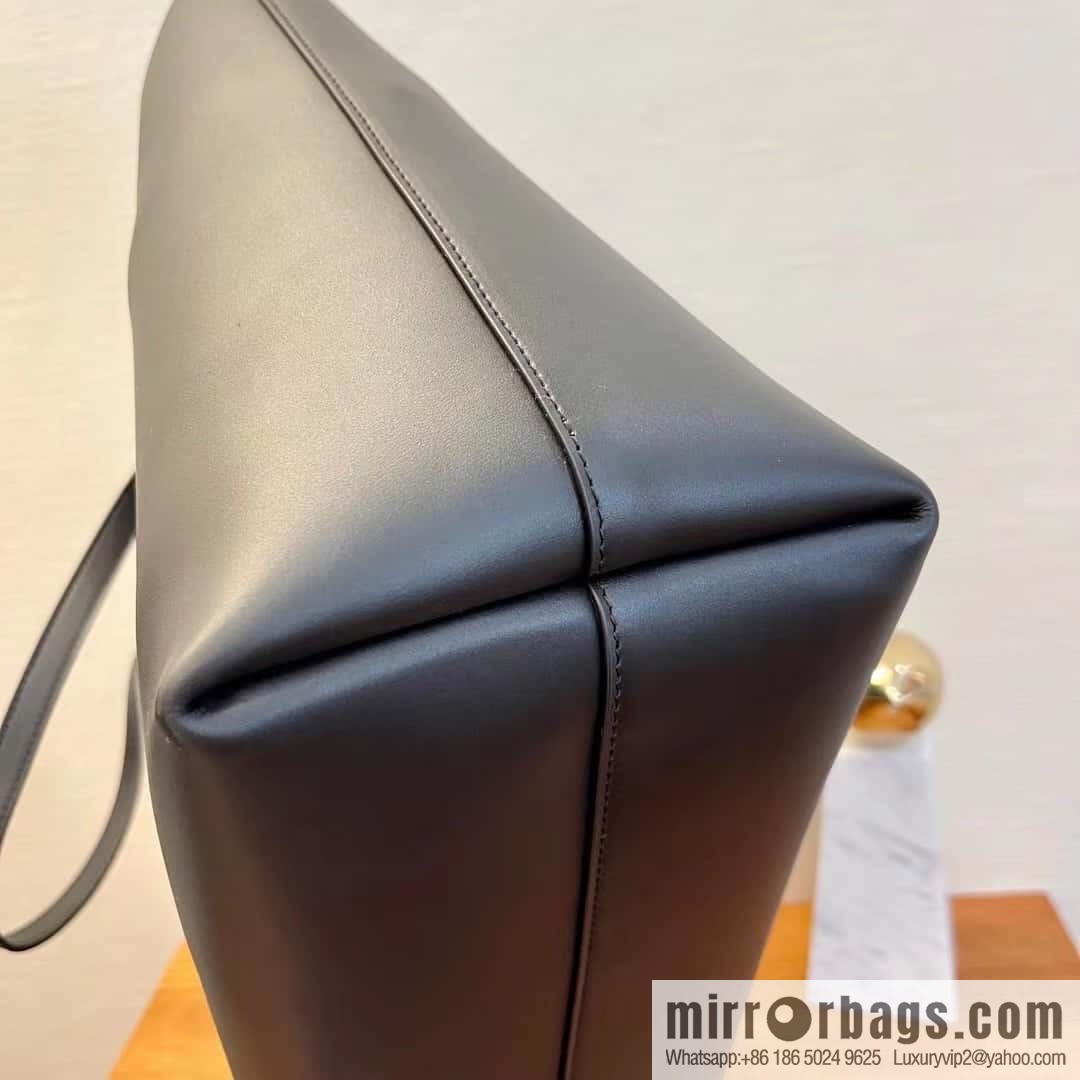 YSL 𝗦𝗵𝗼𝗽𝗽𝗶𝗻𝗴 𝘁𝗼𝘁𝗲 𝗯𝗮𝗴 shopping bag 394195