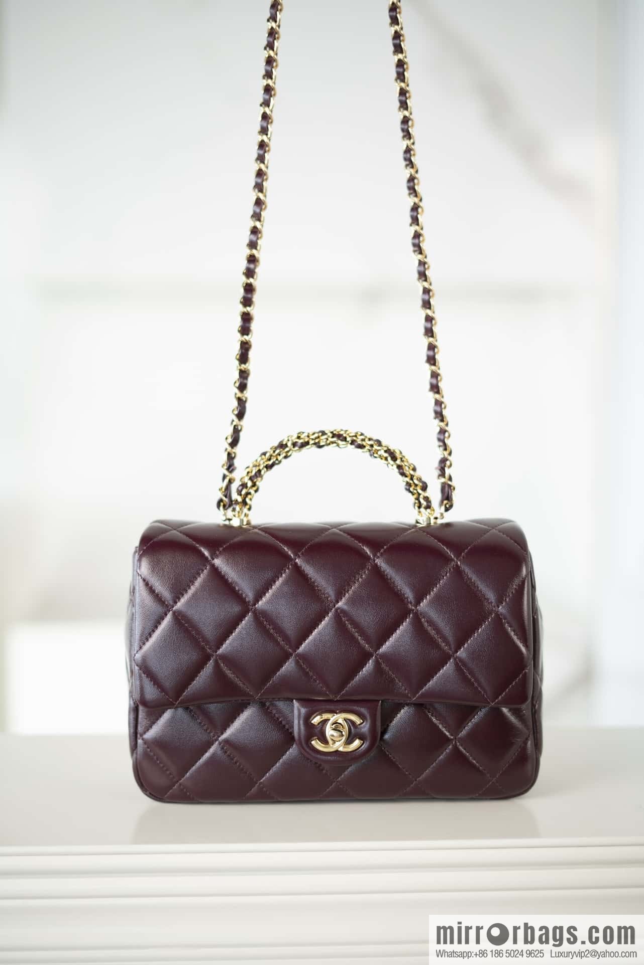 𝐂𝐇𝐀𝐍𝐄𝐋 𝟐𝟒𝐛 Flap New thick chain handle, burgundy, large AS5043 B17665 NZG79