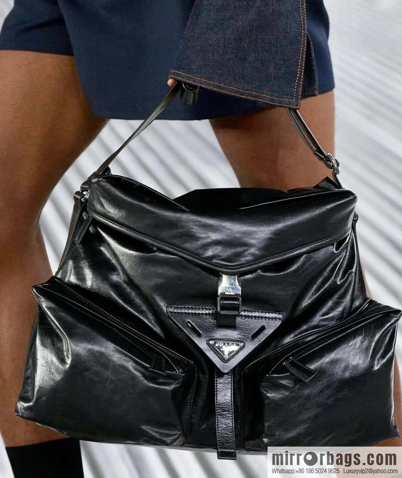 PRADA 🎉 new men's bag 🎉 2VD062 oil wax leather🎉🎉