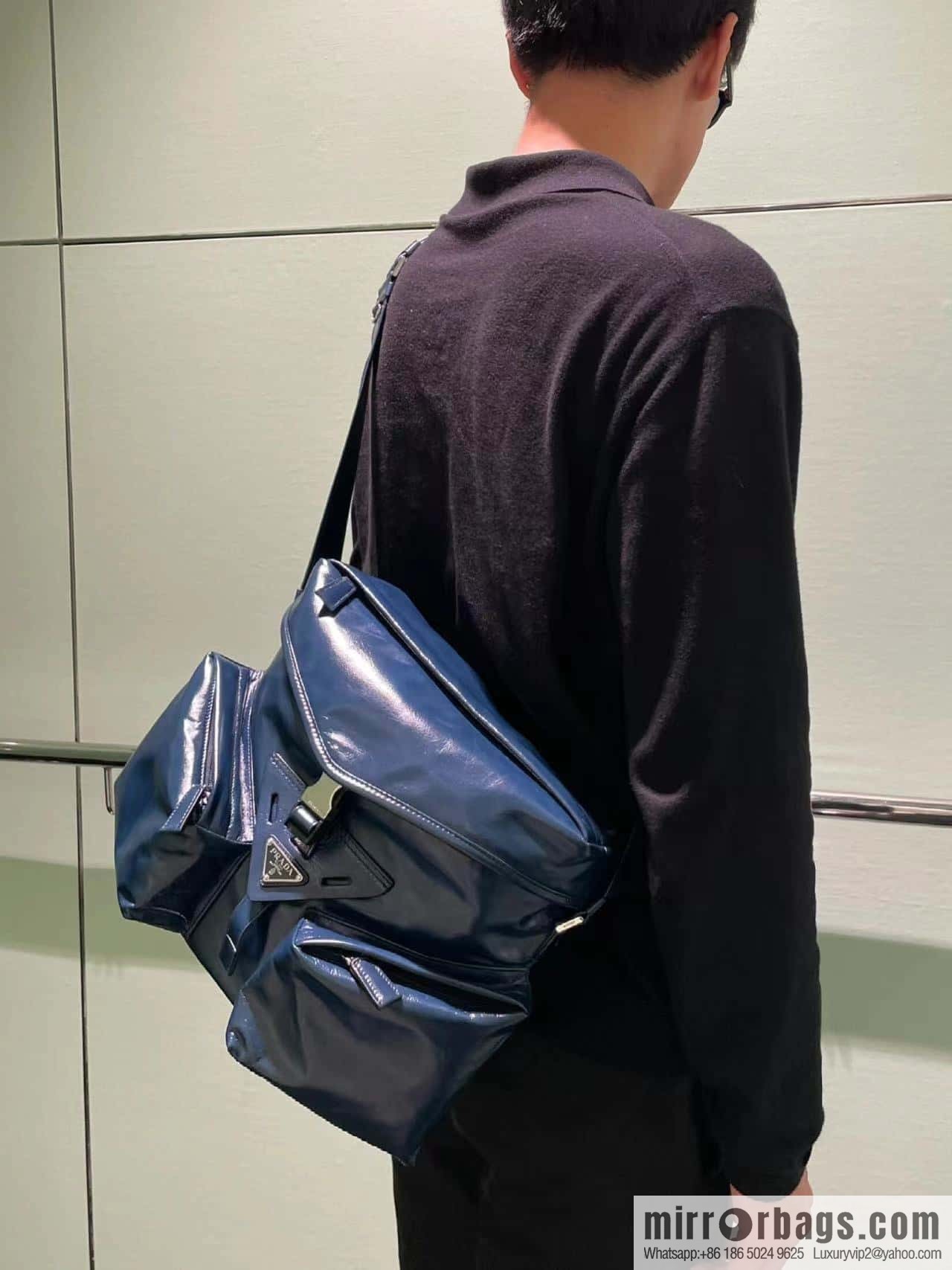 PRADA 🎉 new men's bag 🎉 2VD062 oil wax leather 🎉🎉 dark blue