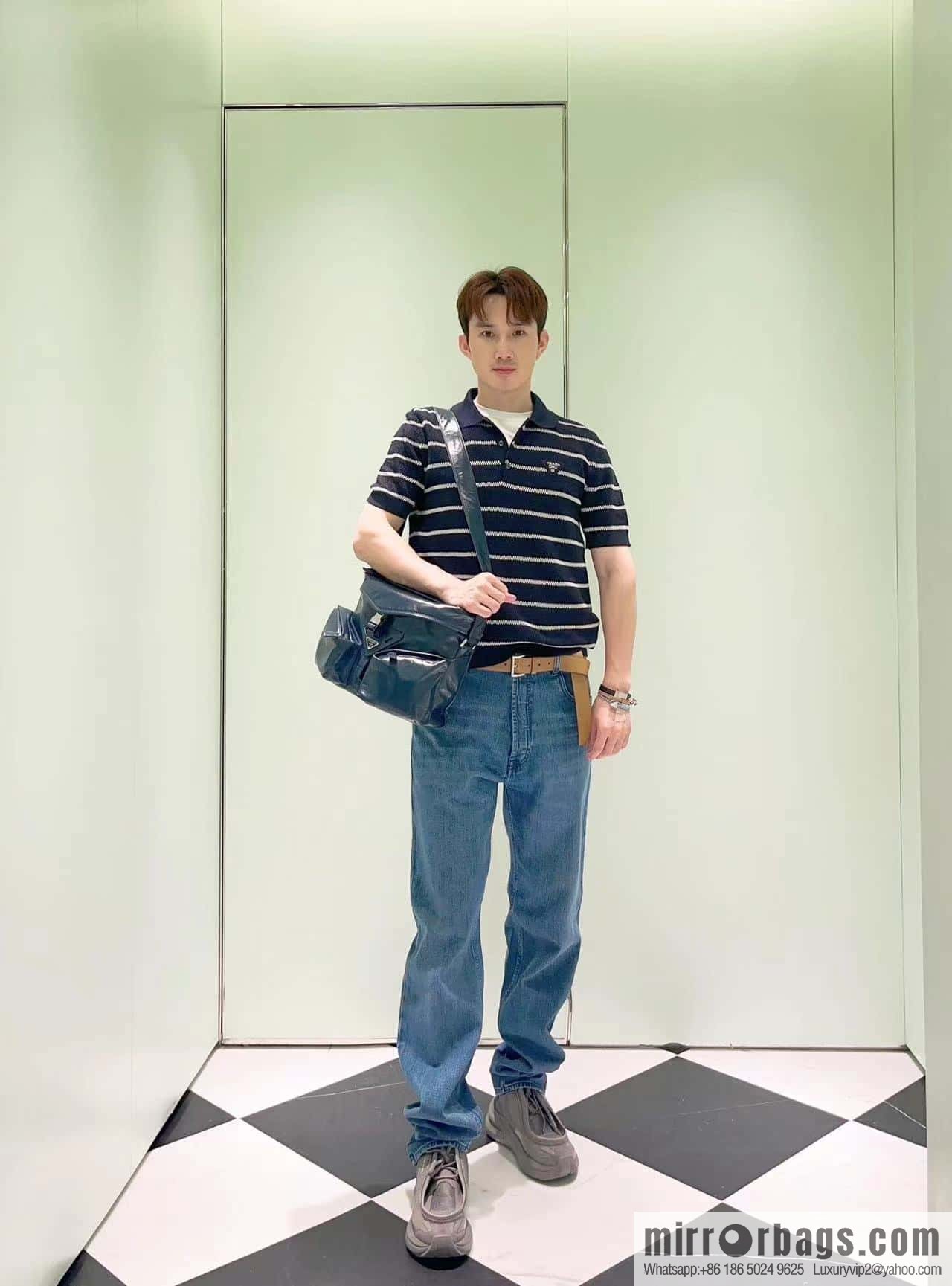 PRADA 🎉 new men's bag 🎉 2VD062 oil wax leather 🎉🎉 dark blue