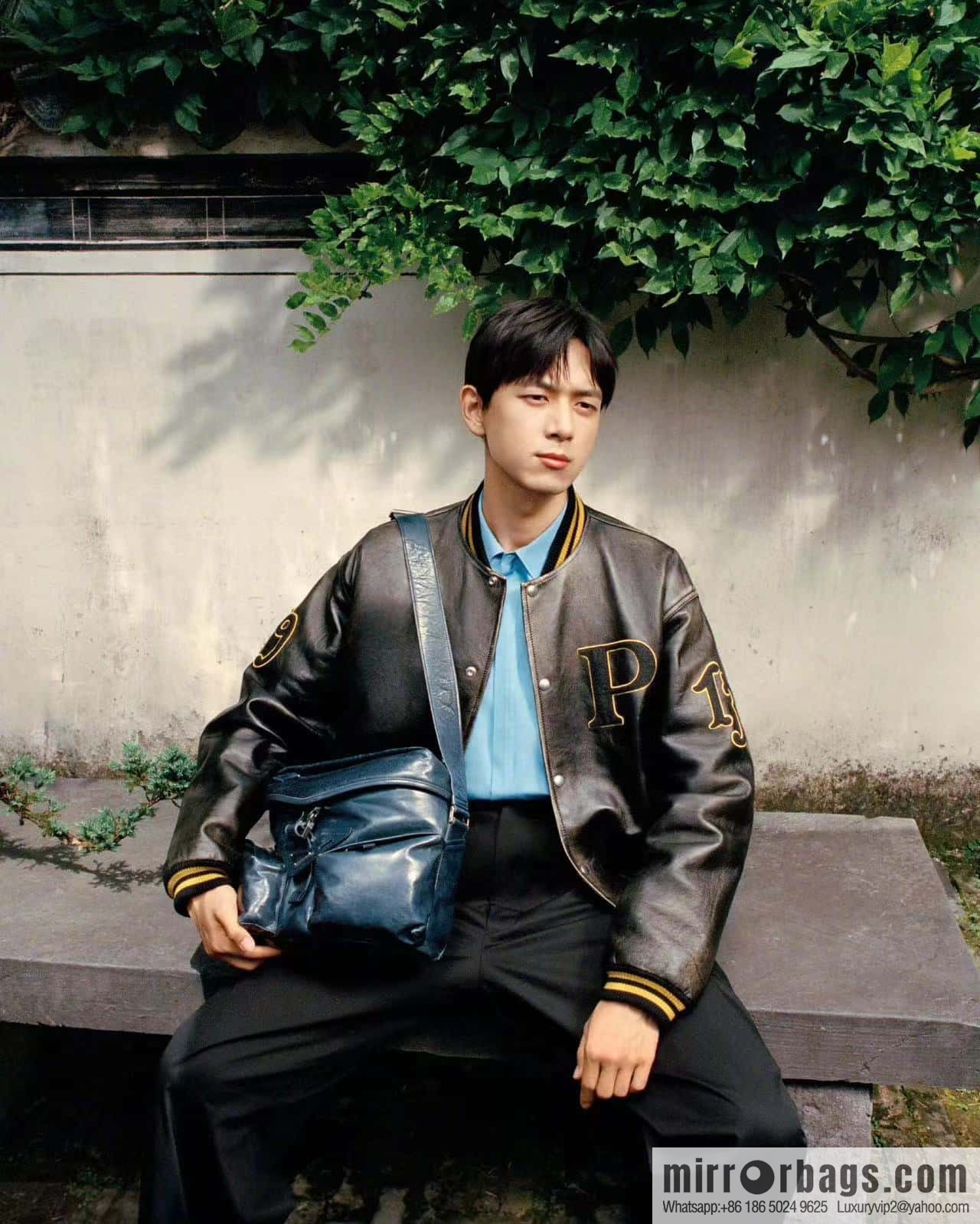 PRADA 🎉 new men's bag 🎉 2VD062 oil wax leather 🎉🎉 dark blue