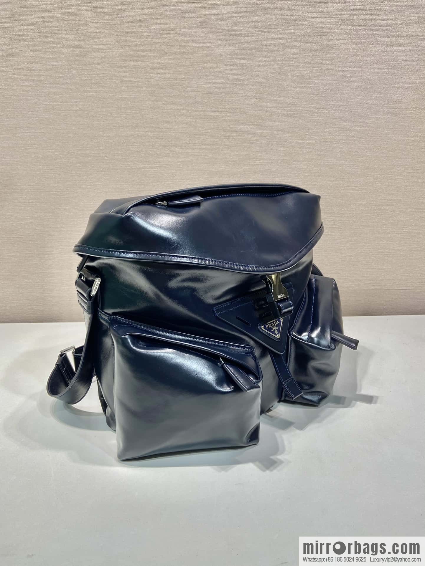 PRADA 🎉 new men's bag 🎉 2VD062 oil wax leather 🎉🎉 dark blue