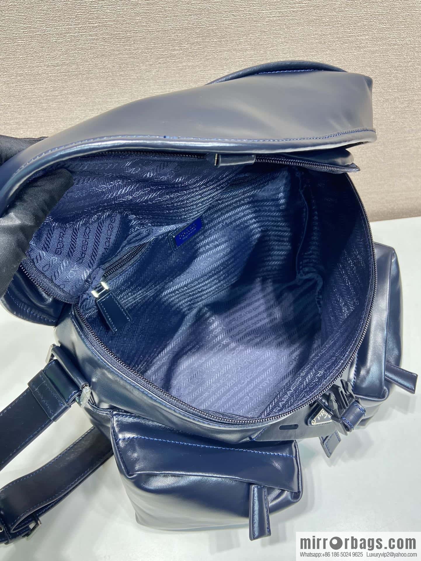 PRADA 🎉 new men's bag 🎉 2VD062 oil wax leather 🎉🎉 dark blue