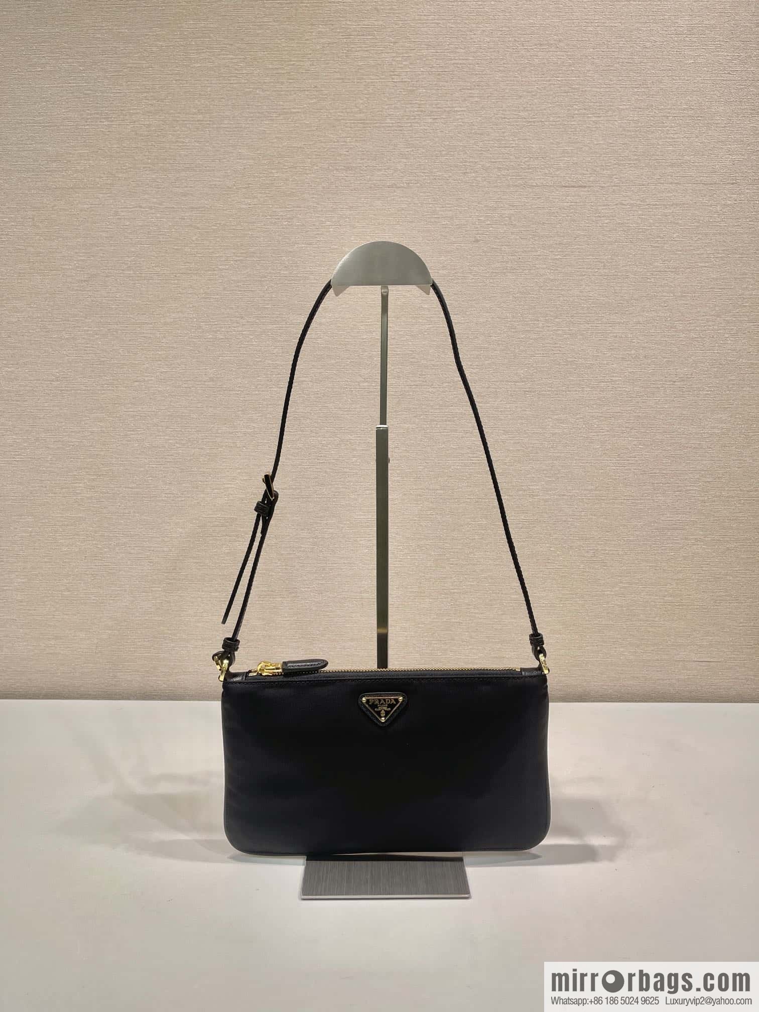 PRADA 🎉 new armpit bag 🎉 1NE545 long shoulder strap🎉🎉