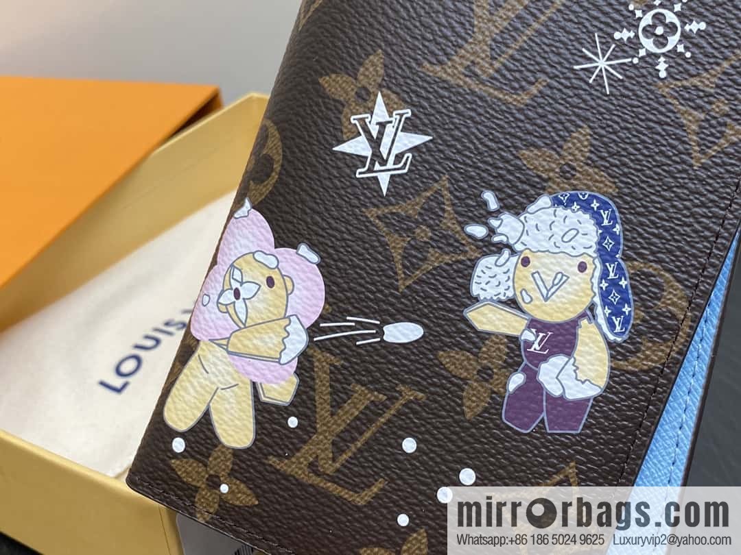 [Boutique‑grade] M12237 blue, Christmas model, new autumn and winter model, passport holder, passport cover M12219 red Candy Factory series