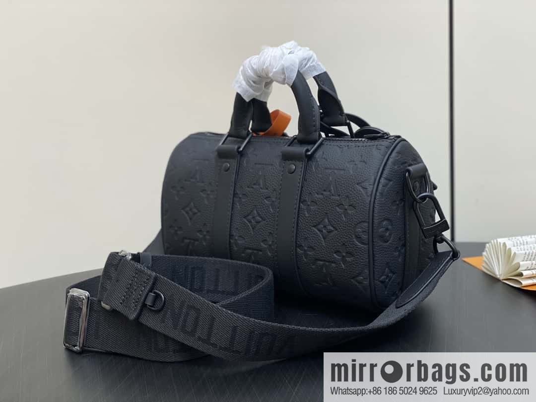 [Boutique‑grade] M20900 black full leather (opposite matte leather) pillow bag series KEEPALL XS handbag Keepall XS handbag
