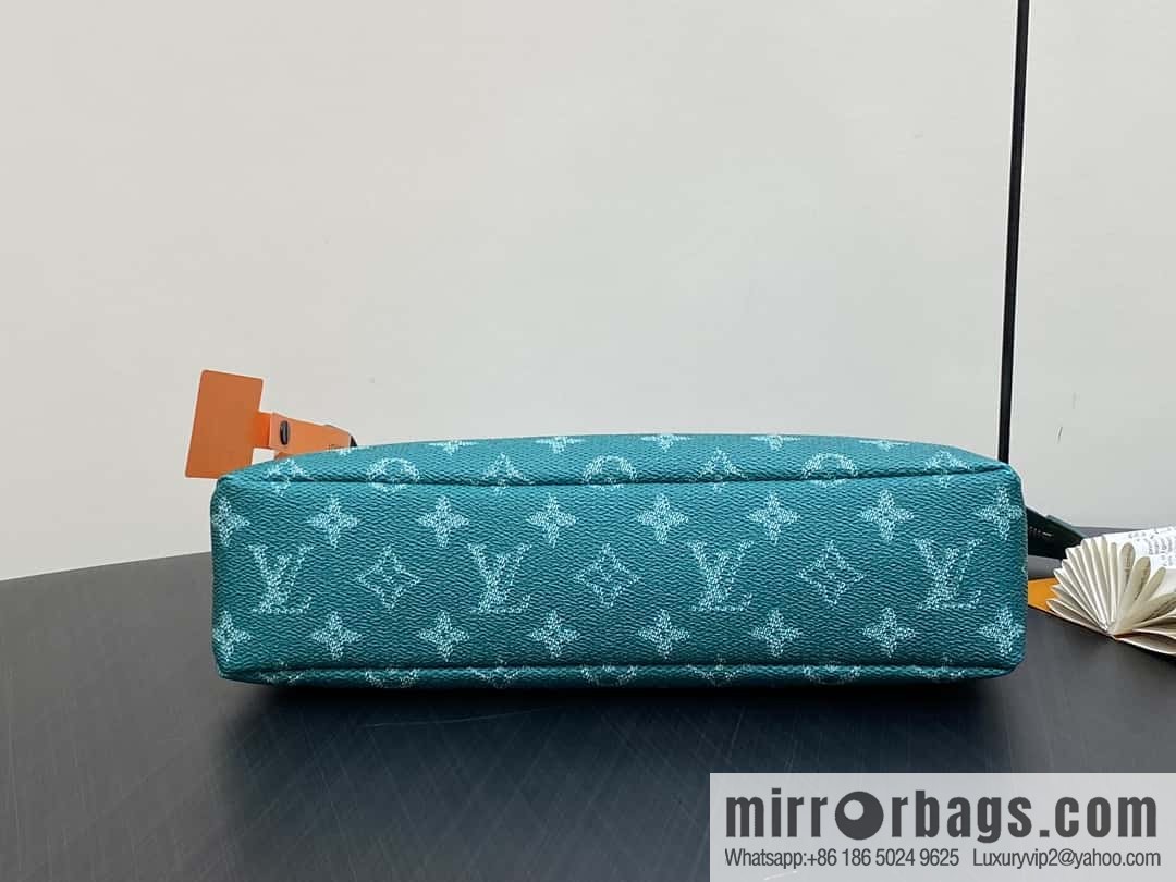 [Boutique‑grade] M12665 green, handbag clutch series Pochette Voyage Souple clutch