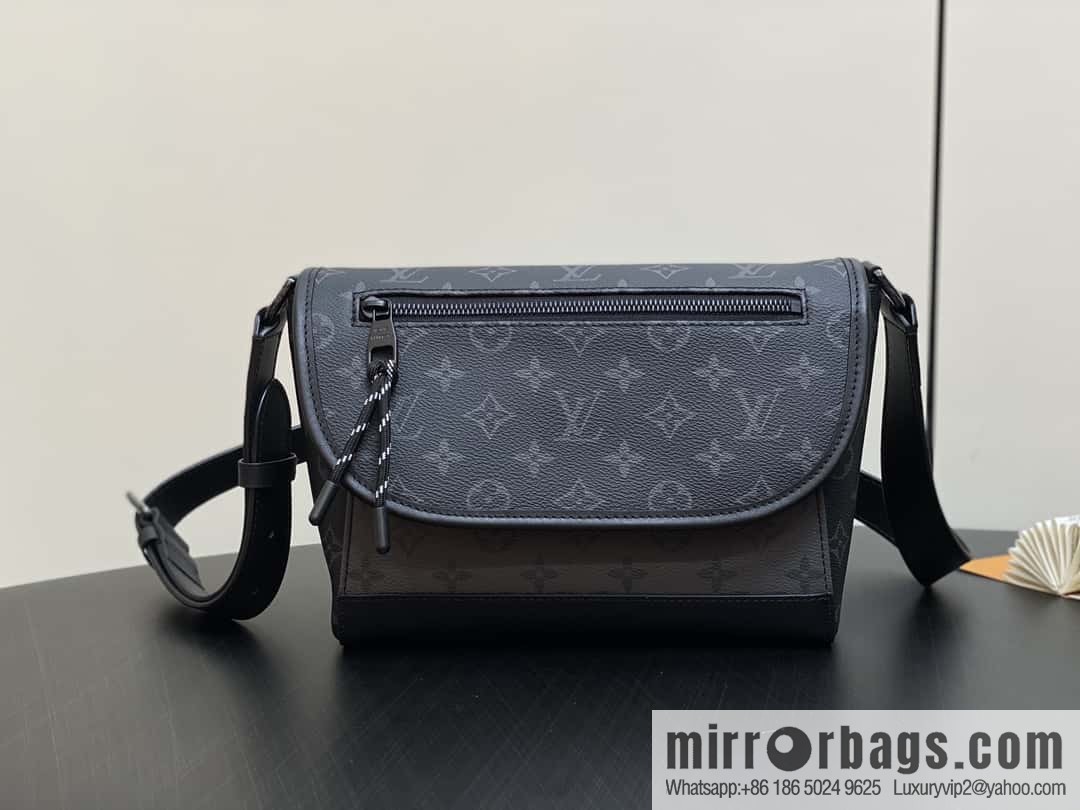 [Boutique‑grade] M12681 black flower/silver flower, men's bag messenger bag series Pulse messenger bag