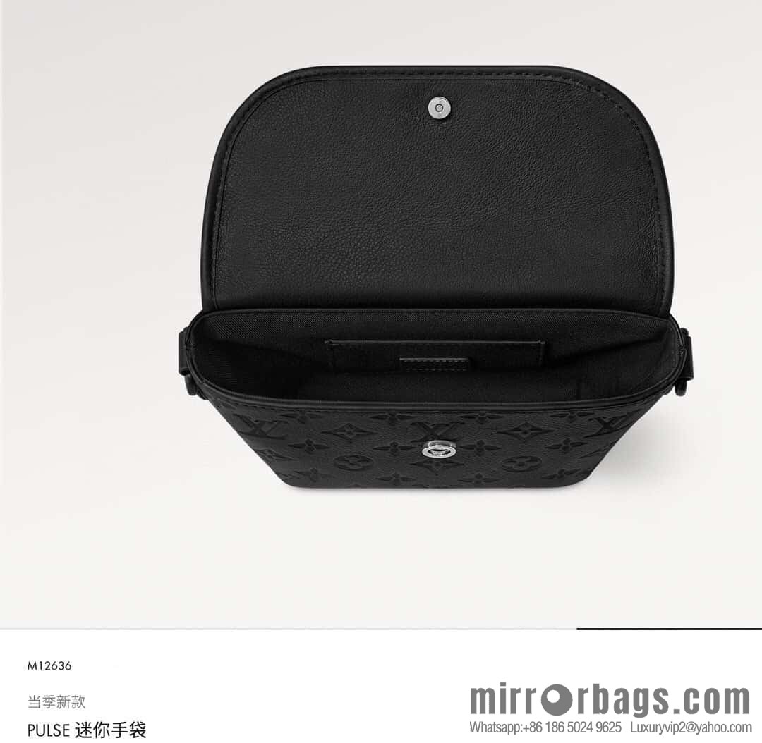 [Boutique‑grade] M12636 black full leather, men's bag messenger bag series Pulse mini handbag
