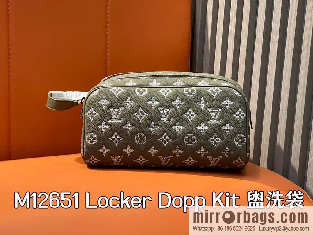 [Boutique‑grade] M12651 green silk screen printing, toilet bag cosmetic bag series Locker Dopp Kit toilet bag