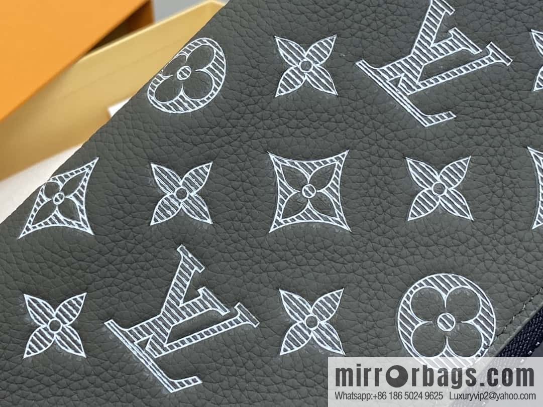 [Premium‑quality] M12578 green full leather embossed, single zipper wallet series Zippy zipper wallet