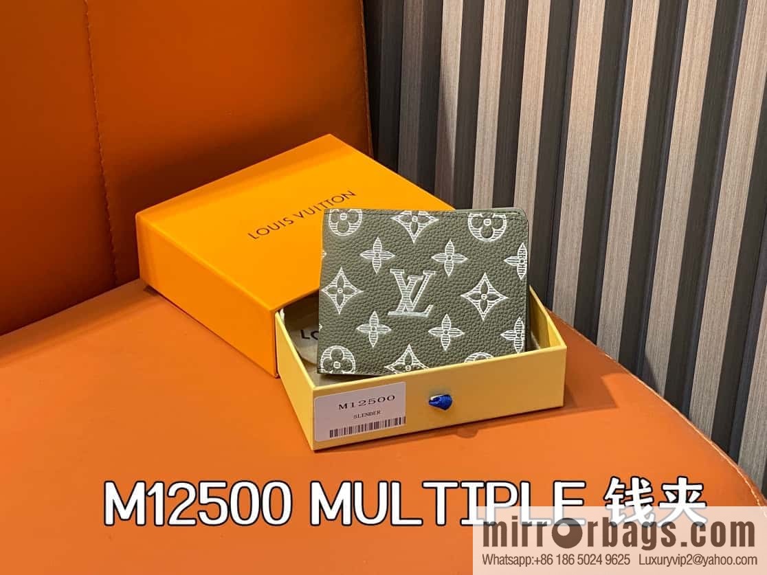 [Boutique‑grade] M12500 green full leather embossed, suit clip wallet series MULTIPLE wallet