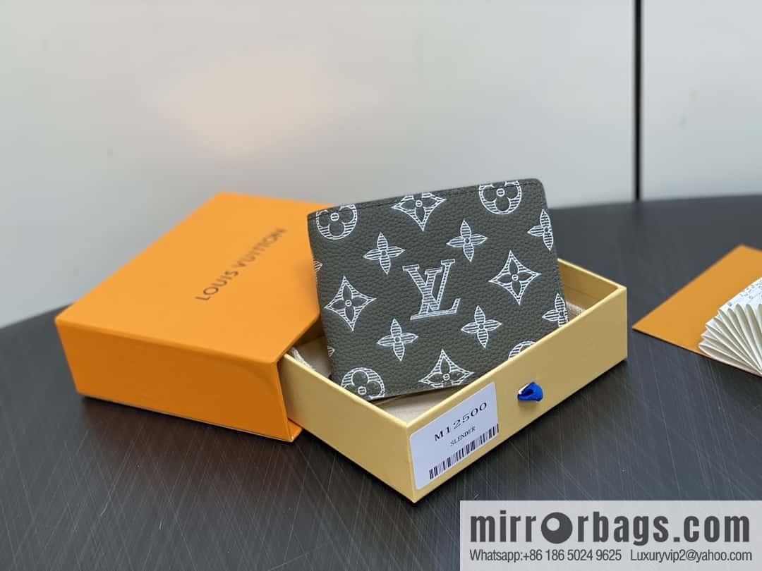 [Boutique‑grade] M12500 green full leather embossed, suit clip wallet series MULTIPLE wallet