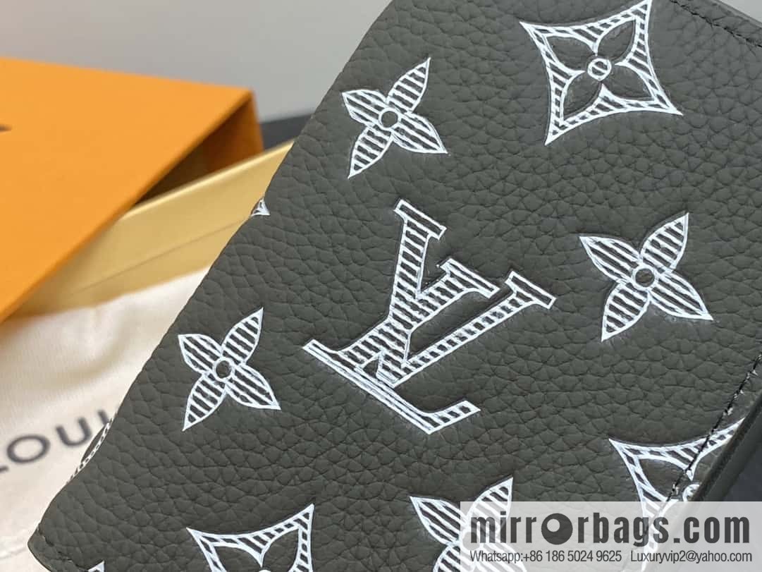 [Boutique‑grade] M12501 green full leather embossing, card bag wallet series, pocket wallet