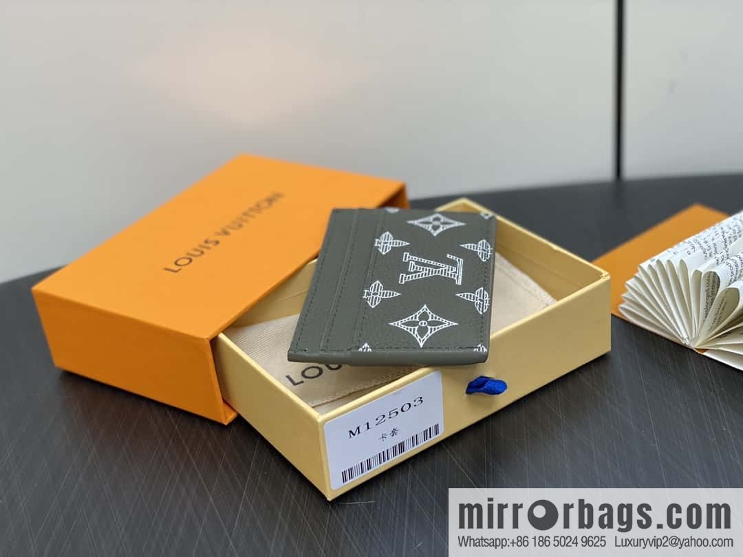 [Boutique‑grade] M12503 green full leather embossed, full leather card bag wallet series PORTE CARTES DOUBLE card holder