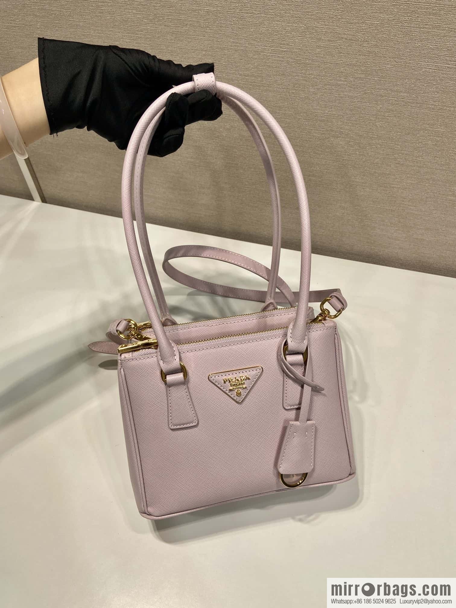 PRADA 🎉 mini killer bag 🎉 1BA906 long arm 🎉🎉 pink