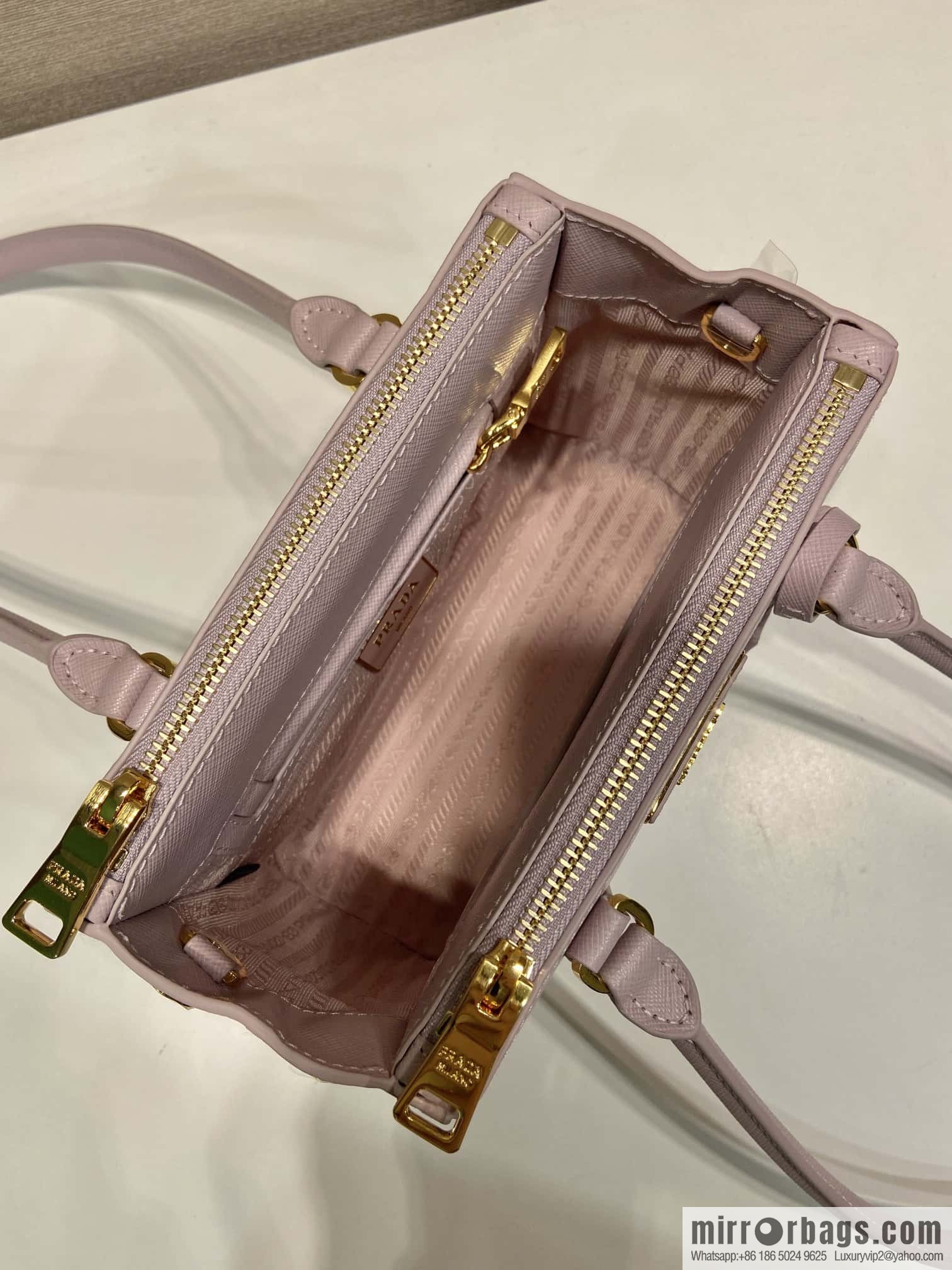 PRADA 🎉 mini killer bag 🎉 1BA906 long arm 🎉🎉 pink