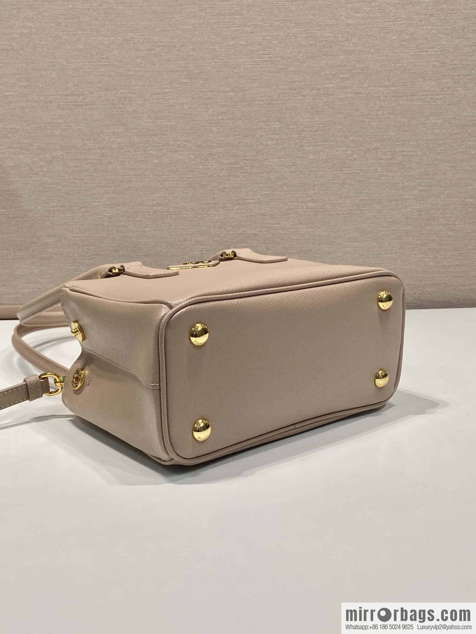 PRADA 🎉 mini killer bag 🎉 1BA906 long arm 🎉🎉 apricot