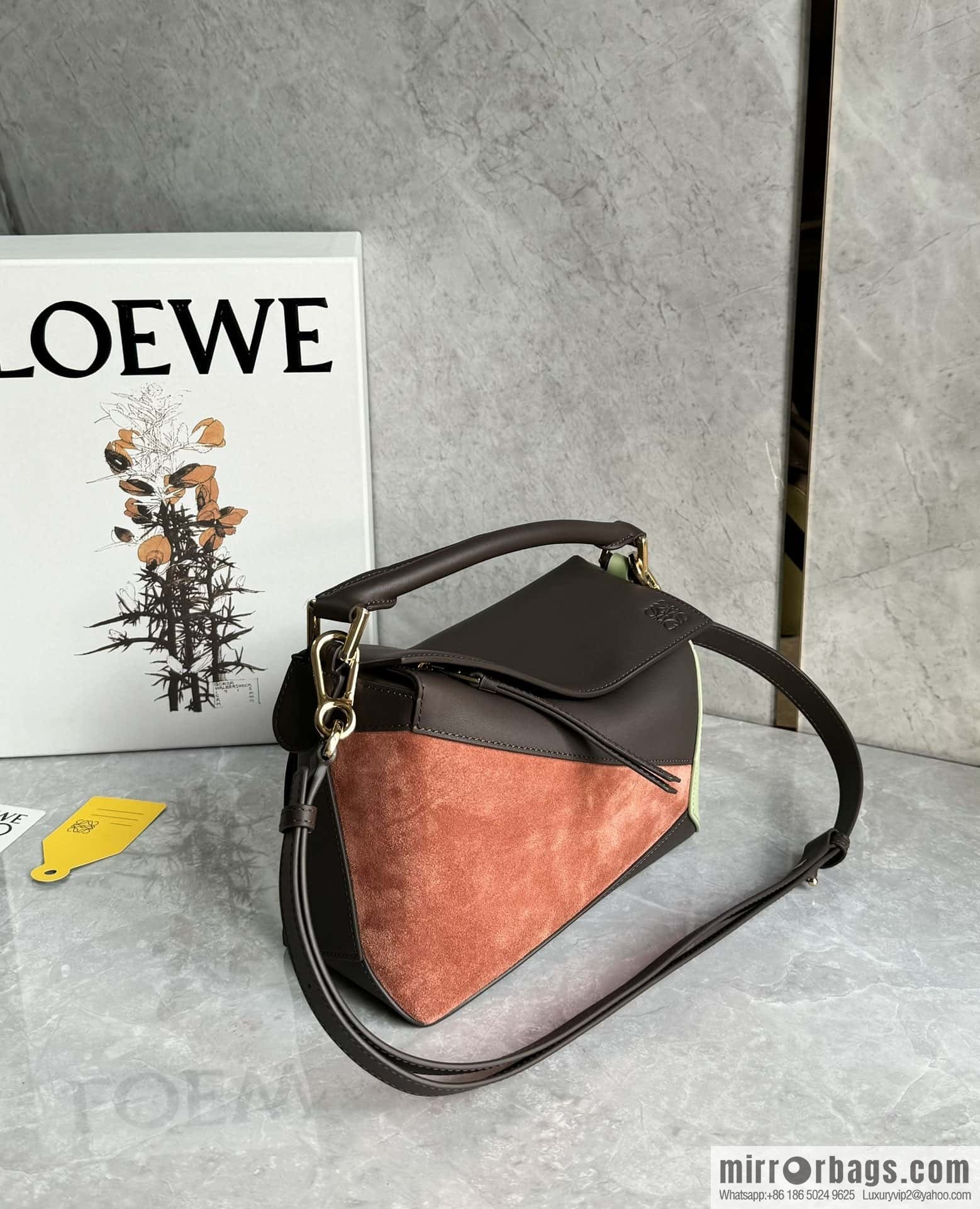 LOEWE new suede puzzle shipped 🎉 0681
